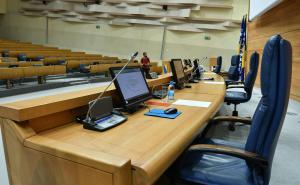 Ništa od ukidanja akciza: Radmanović otkazao današnju sjednicu Predstavničkog doma